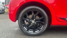 Toyota Yaris 1.5 VVT-i Design 5dr Petrol Hatchback